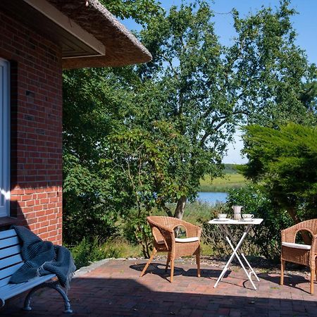 Reetdachhaus Eiderblick Villa Breiholz Bagian luar foto