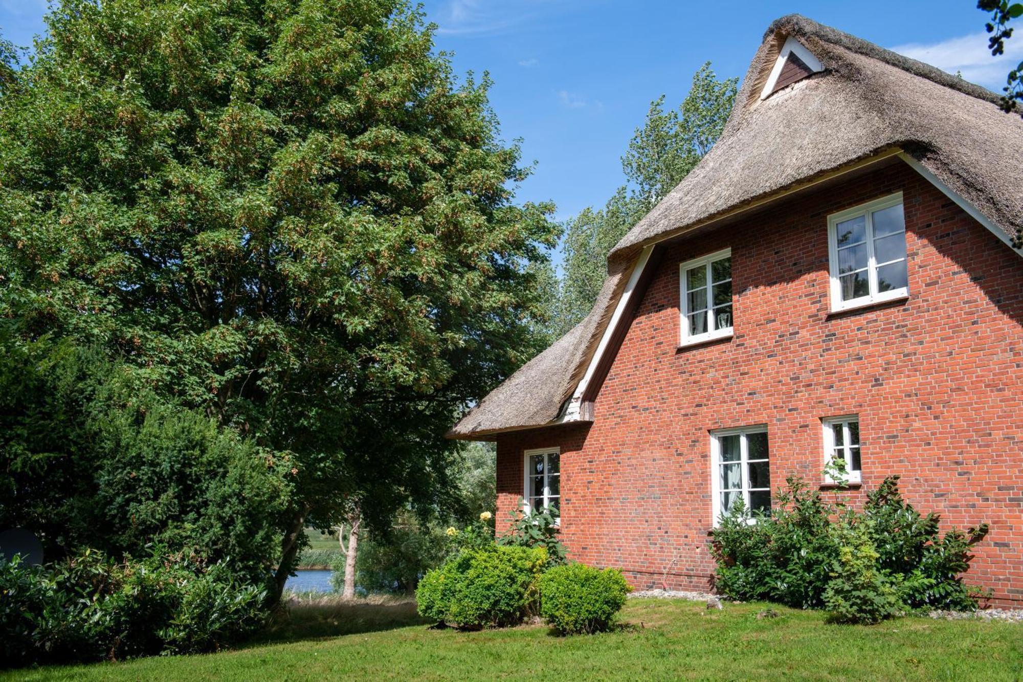 Reetdachhaus Eiderblick Villa Breiholz Bagian luar foto